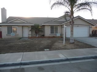 10562 Steerhead Dr, Bloomington, CA 92316