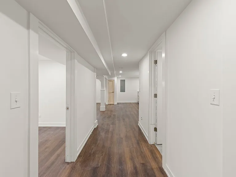 118 N President St — Photo 37