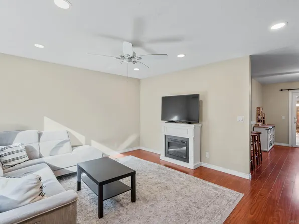 11253 Via Madonna, Santee, CA 92071