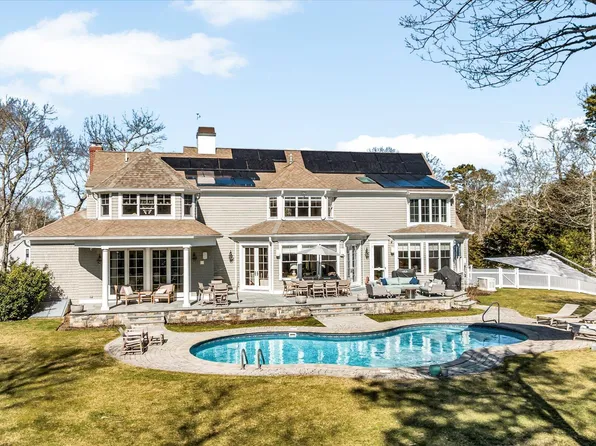 212 Elliott Road, Centerville, MA 02632