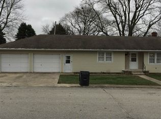 304 E Elm St, Fowler, IN 47944