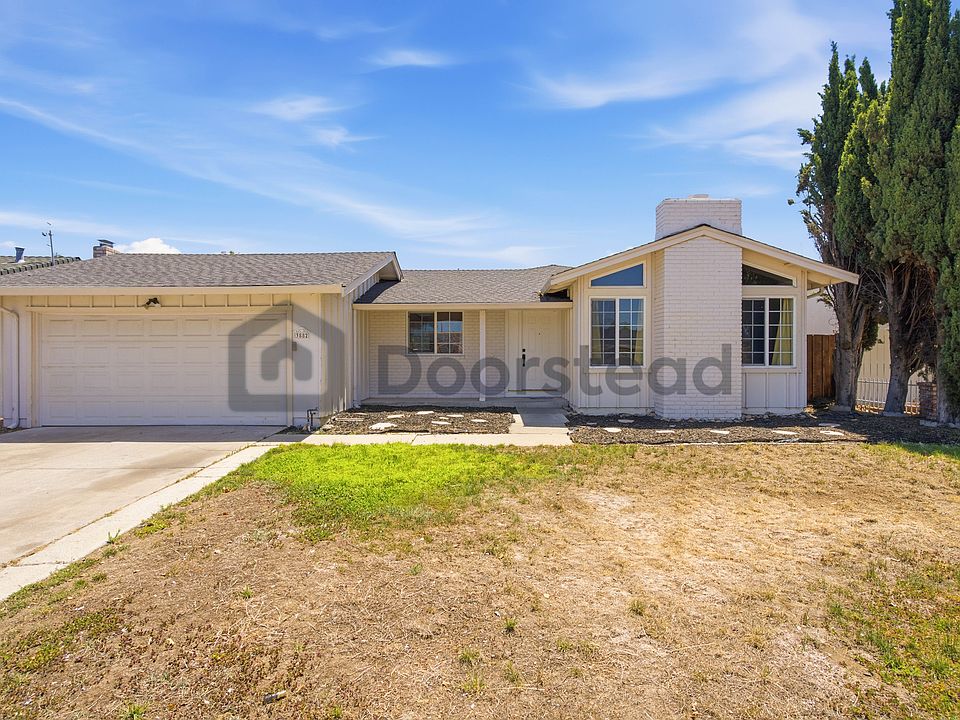 1st image of 3882 Glengrove Way