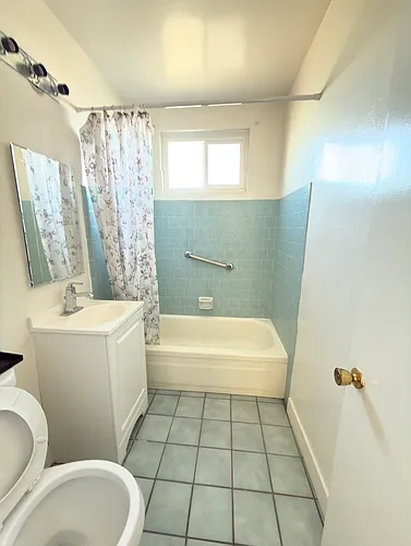 3756 1/2 E 6th St #3756-1/2 Photo 1