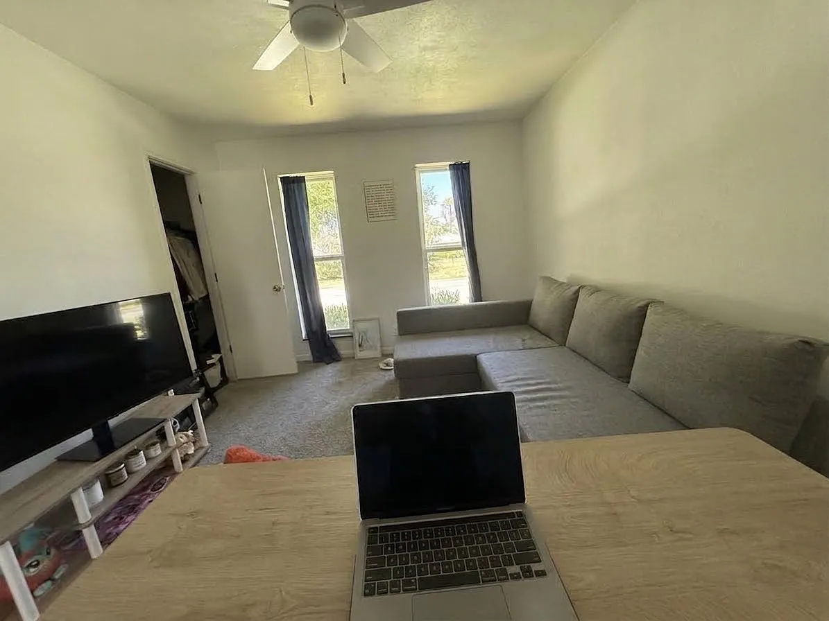 3 bed, 1798 sqft, $2,500 — Photo 4