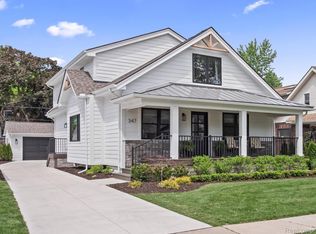 347 Highland Ave, Rochester, MI 48307