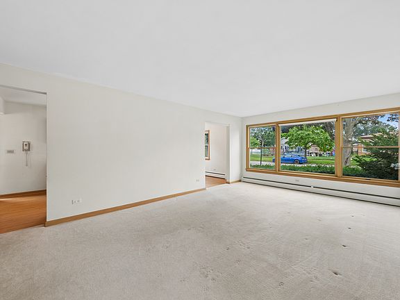 4th image of 1714 Sycamore St