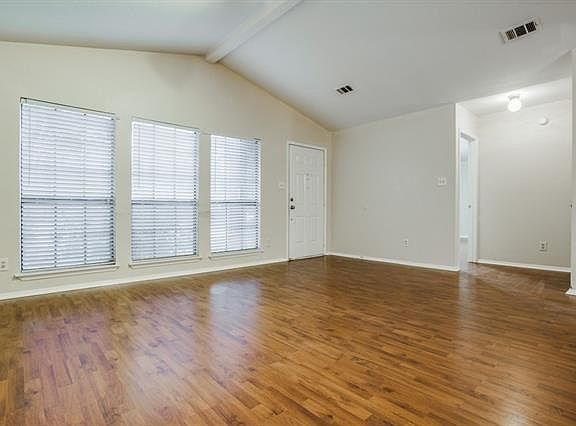 3rd image of 4120 Newton St