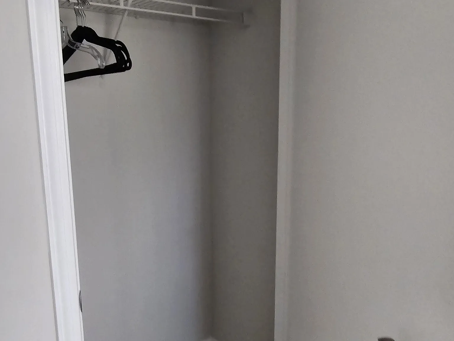 2 bed, 1081 sqft, $2,200 — Photo 1