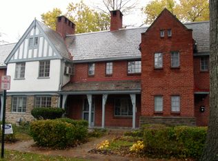 6634 Chestnut St, Cincinnati, OH 45227