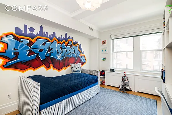 Sold by Compass | media 25