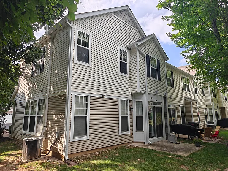 710 Kingston Terrace Ct — Photo 22
