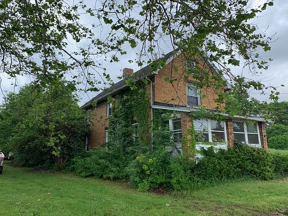 3rd image of 332 Tenney Ave