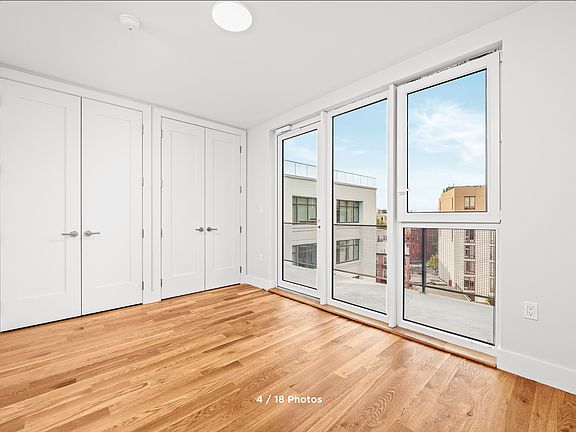 4th image of 69 Hope St #Penthouse 1