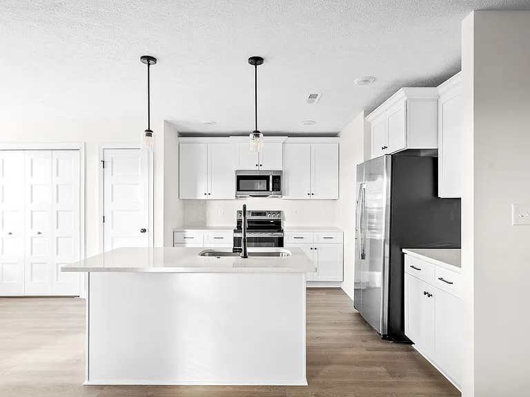 1188 Ross Farms Blvd — Photo 9