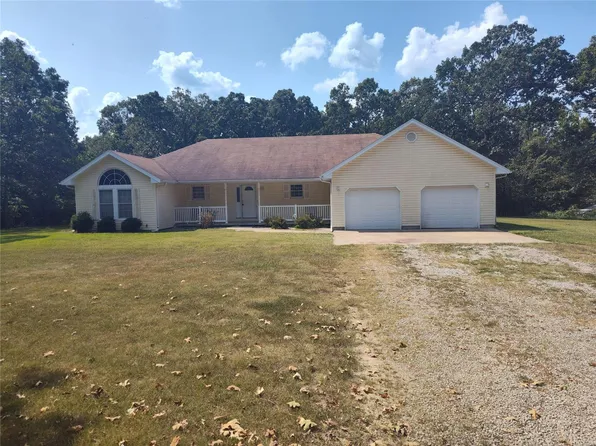 31351 Osborn Dr, Lebanon, MO 65536