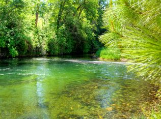 7151 Upper Applegate Rd, Jacksonville, OR 97530