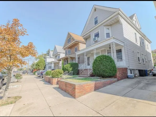 176 Avenue B Floor 2, Bayonne, NJ 07002