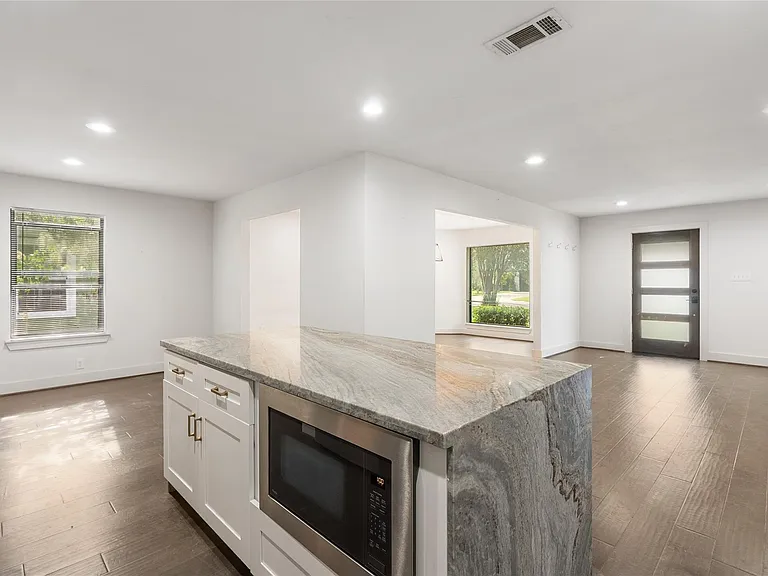 7307 Raton St — Photo 14