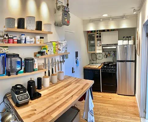 Rented by Highline Residential | media 16