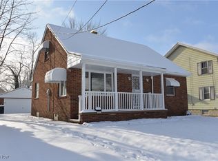 1068 Wyley Ave, Akron, OH 44306