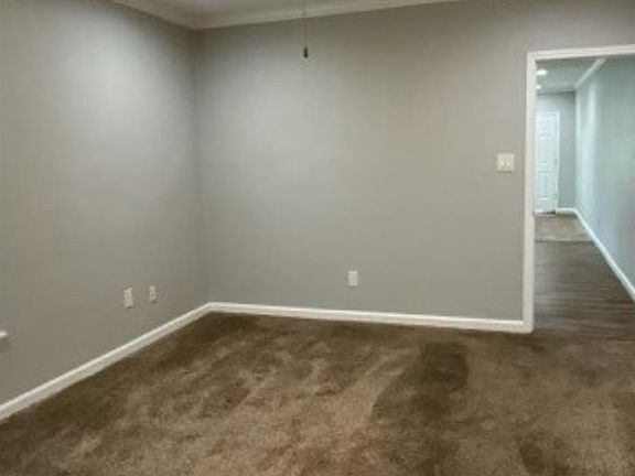 4th image of 4124 Sayers St #B