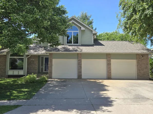 909 Idaho Ave, Ames, IA 50014