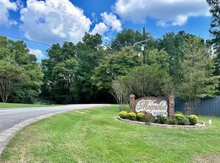 190 Damascus Rd, Center, TX 75935