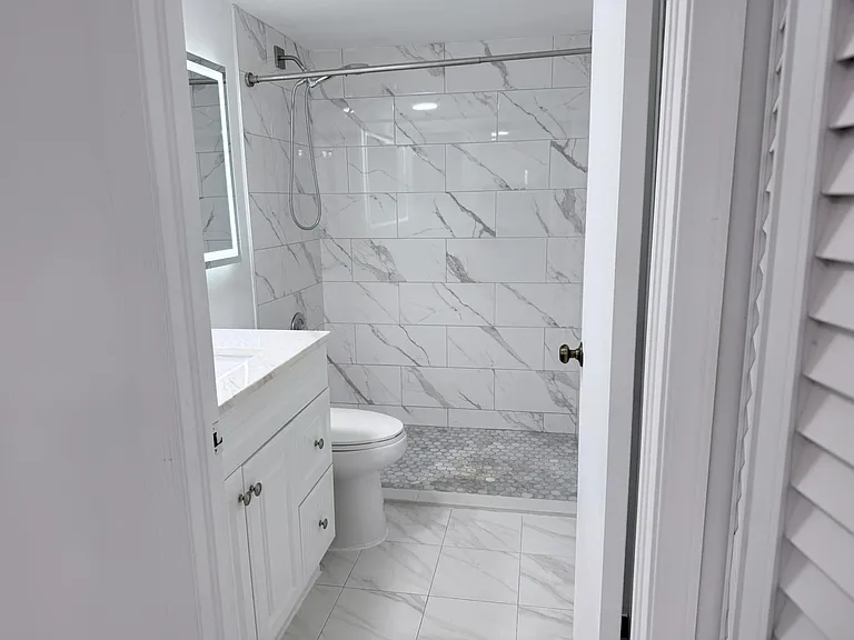 300 E Club Cir #107 — Photo 13