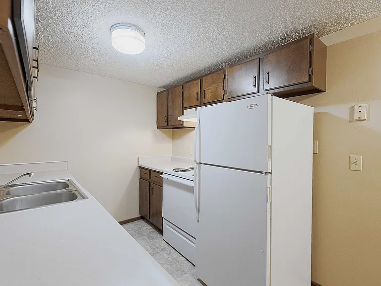 2209 D St — Photo 26