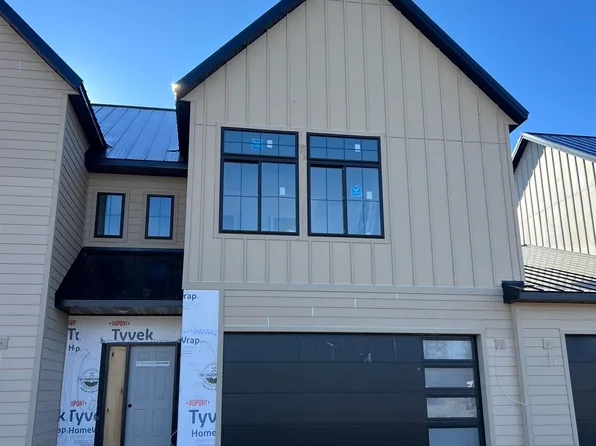 21 E Duke St, Vermillion, SD 57069