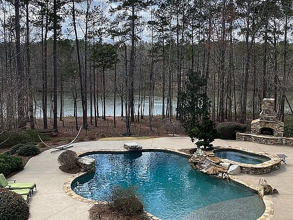 2nd image of 214 Newport Dr