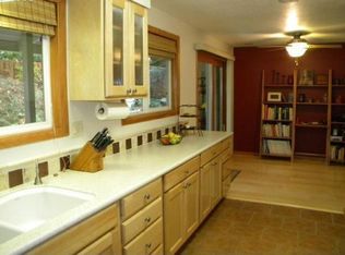 10205 SW Murdock St, Tigard, OR 97224