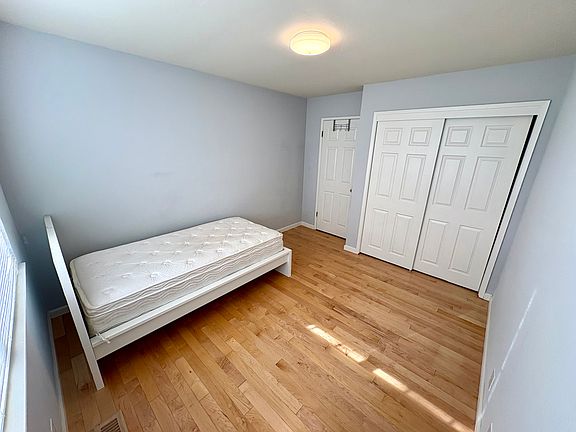 2nd image of 5867 W Walbrook Dr
