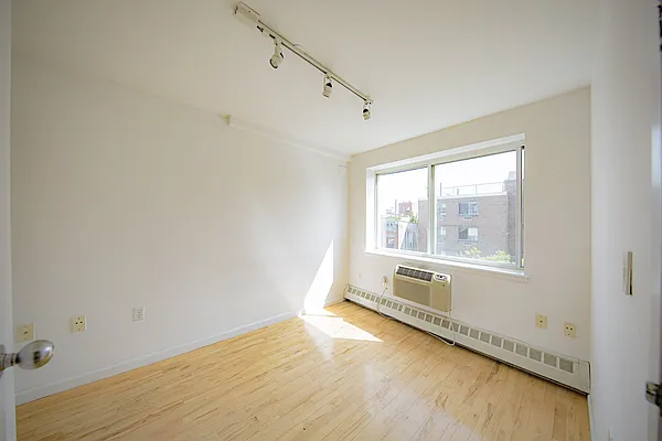 Rented by The Downtown LLC | media 52