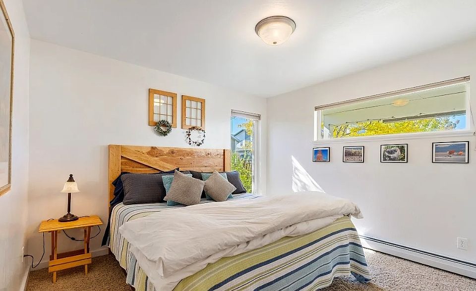1st image of 1020 Orchard Dr #A