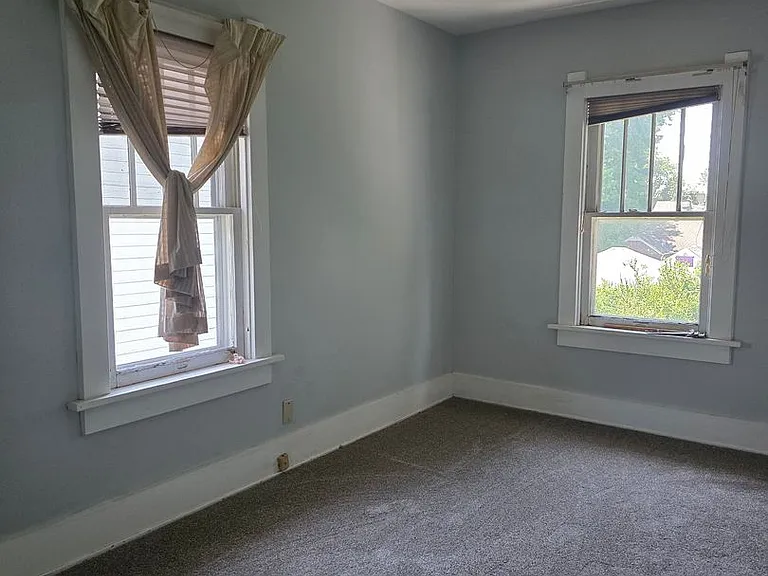 315 N Summit St — Photo 19