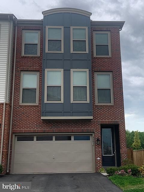 1st image of 42426 Dogwood Glen Sq