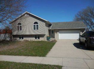 249 Victory St, Juneau, WI 53039