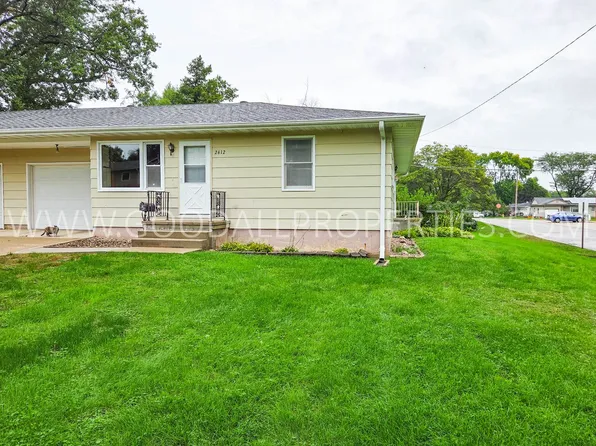 2412 Evelyn St, Perry, IA 50220