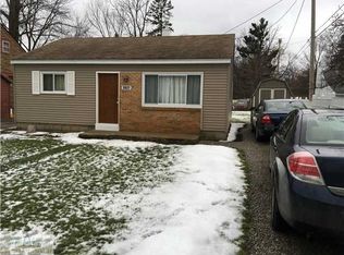 2827 Stockman Ct, Lansing, MI 48906