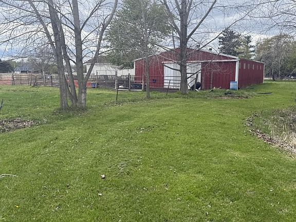 5th image of 3111 Howland Rd
