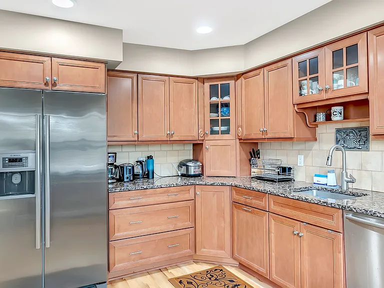 22 Hickory Ct — Photo 10