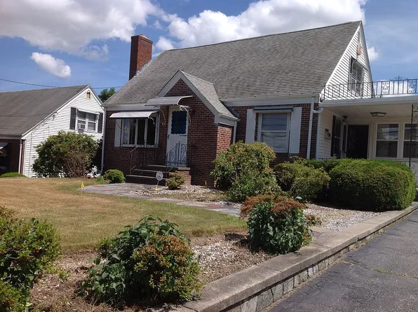 420 Central Ave, Johnston, RI 02919