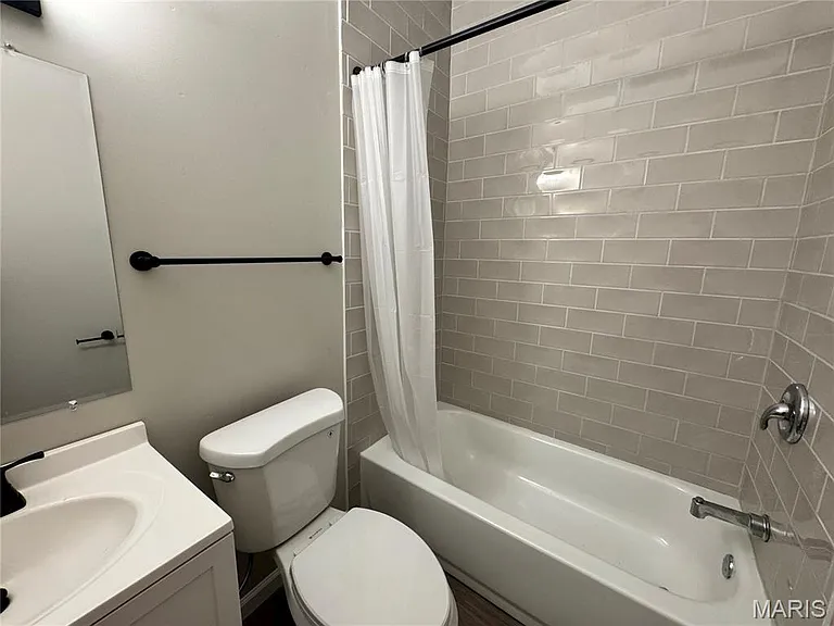 6543 Etzel Ave — Photo 8