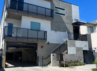 7219 Amigo Ave #103, Reseda, CA 91335