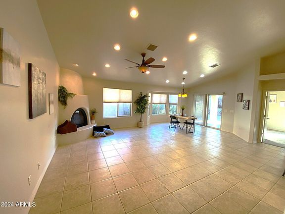 3rd image of 1472 Silverado Drive