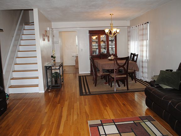 2nd image of 94 Cuba Ave