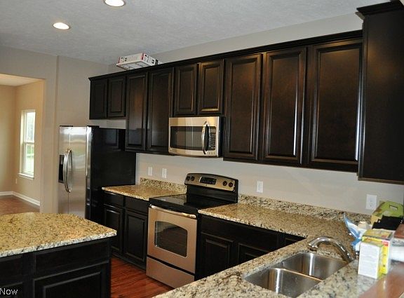 4th image of 121SL Hazelwood Dr