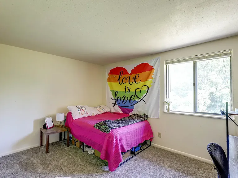 Aspen Meadows — Photo 12