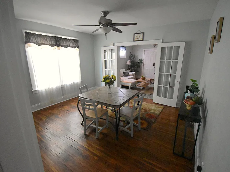 2475 Indianola Ave #2475 — Photo 5